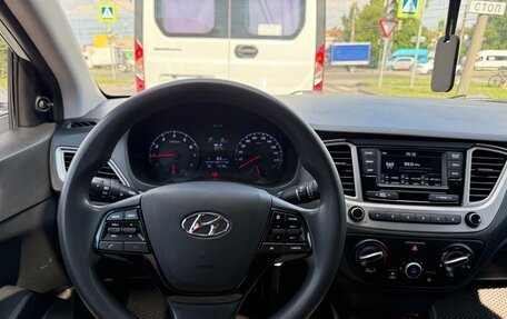 Hyundai Solaris II рестайлинг, 2020 год, 1 070 000 рублей, 21 фотография