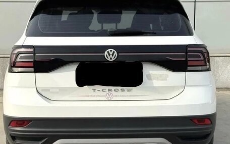 Volkswagen T-Cross I, 2022 год, 1 670 000 рублей, 5 фотография