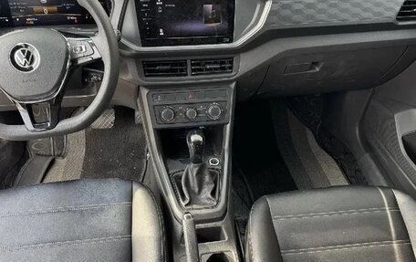 Volkswagen T-Cross I, 2022 год, 1 670 000 рублей, 7 фотография