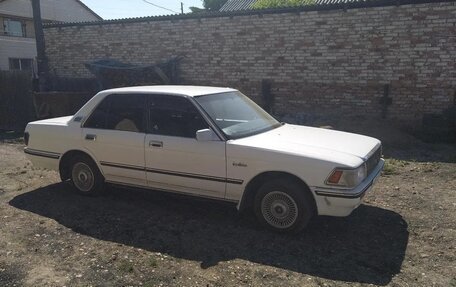 Toyota Crown, 1988 год, 380 000 рублей, 3 фотография