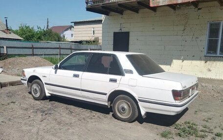 Toyota Crown, 1988 год, 380 000 рублей, 5 фотография