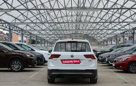 Volkswagen Tiguan II, 2017 год, 2 350 000 рублей, 4 фотография
