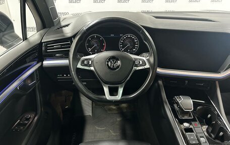 Volkswagen Touareg III, 2019 год, 4 992 000 рублей, 12 фотография