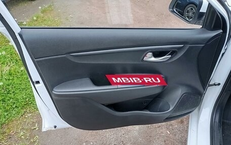 KIA Rio IV, 2021 год, 1 704 000 рублей, 9 фотография