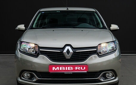 Renault Logan II, 2015 год, 800 000 рублей, 3 фотография