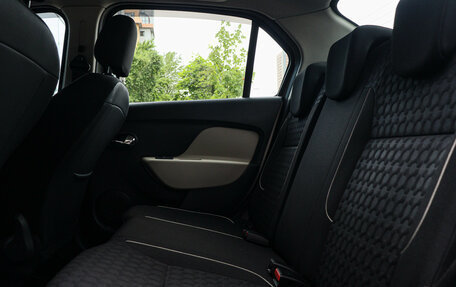 Renault Logan II, 2015 год, 800 000 рублей, 9 фотография