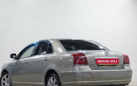 Toyota Avensis III рестайлинг, 2004 год, 699 000 рублей, 5 фотография
