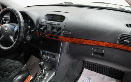 Toyota Avensis III рестайлинг, 2004 год, 699 000 рублей, 16 фотография