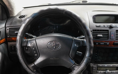 Toyota Avensis III рестайлинг, 2004 год, 699 000 рублей, 20 фотография