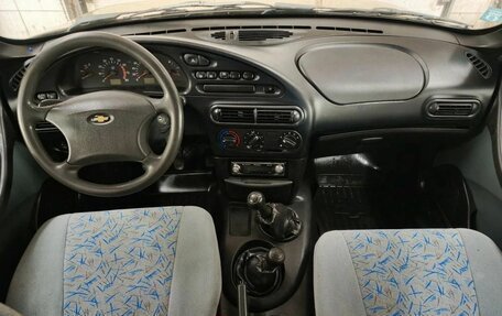 Chevrolet Niva I рестайлинг, 2004 год, 240 000 рублей, 9 фотография