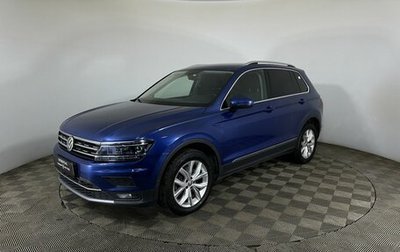 Volkswagen Tiguan II, 2018 год, 2 355 000 рублей, 1 фотография