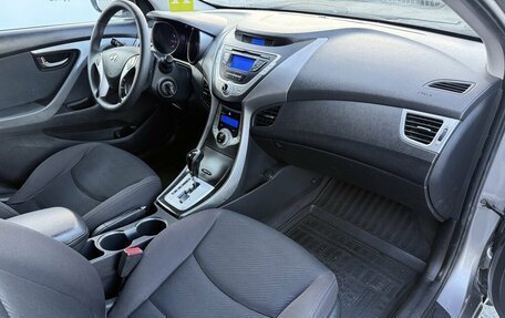 Hyundai Elantra V, 2011 год, 750 000 рублей, 12 фотография