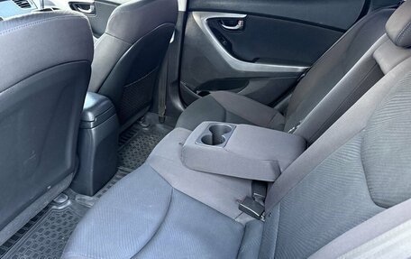 Hyundai Elantra V, 2011 год, 750 000 рублей, 9 фотография