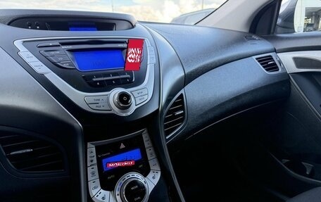 Hyundai Elantra V, 2011 год, 750 000 рублей, 14 фотография