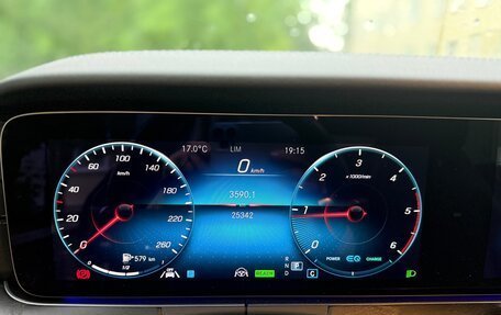 Mercedes-Benz E-Класс, 2022 год, 8 000 000 рублей, 14 фотография