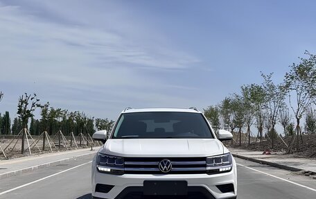 Volkswagen Tharu, 2023 год, 1 690 000 рублей, 2 фотография