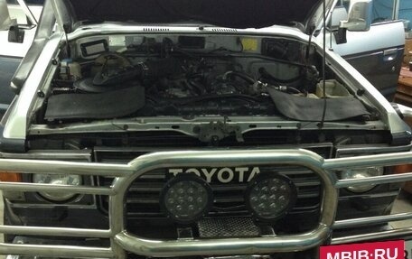 Toyota Land Cruiser 60, 1982 год, 1 550 000 рублей, 28 фотография