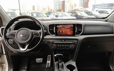 KIA Sportage IV рестайлинг, 2018 год, 1 949 000 рублей, 29 фотография