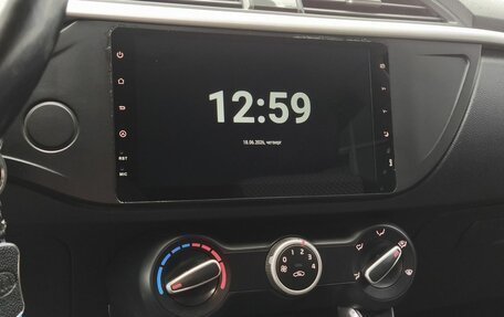 KIA Rio IV, 2018 год, 1 399 000 рублей, 17 фотография