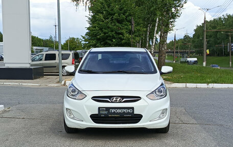 Hyundai Solaris II рестайлинг, 2011 год, 645 000 рублей, 6 фотография