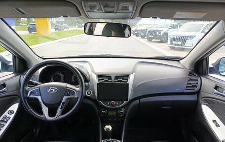 Hyundai Solaris II рестайлинг, 2011 год, 645 000 рублей, 18 фотография
