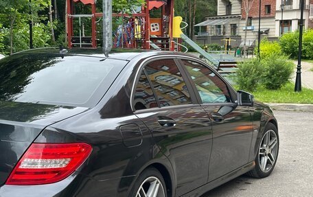 Mercedes-Benz C-Класс, 2011 год, 1 300 000 рублей, 5 фотография