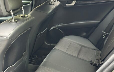 Mercedes-Benz C-Класс, 2011 год, 1 300 000 рублей, 15 фотография