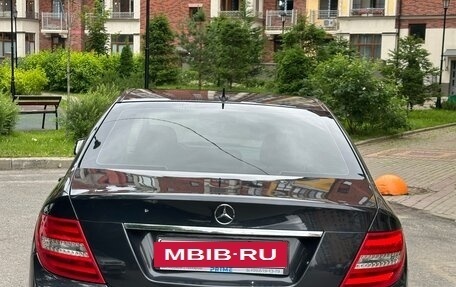 Mercedes-Benz C-Класс, 2011 год, 1 300 000 рублей, 6 фотография