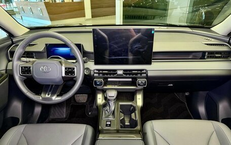 Toyota RAV4, 2026 год, 5 650 000 рублей, 15 фотография