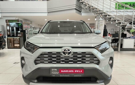 Toyota RAV4, 2020 год, 3 599 000 рублей, 2 фотография