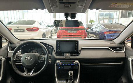 Toyota RAV4, 2020 год, 3 599 000 рублей, 14 фотография