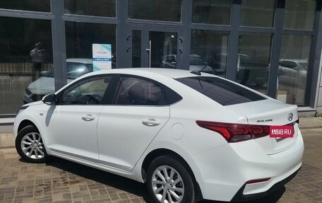 Hyundai Solaris II рестайлинг, 2018 год, 1 170 000 рублей, 3 фотография