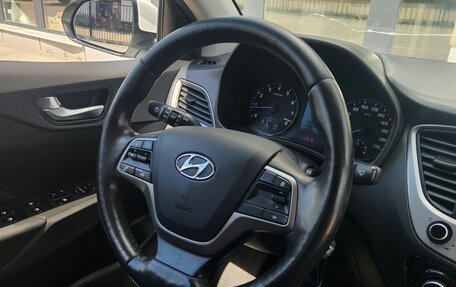Hyundai Solaris II рестайлинг, 2018 год, 1 170 000 рублей, 24 фотография