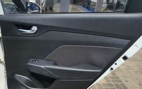 Hyundai Solaris II рестайлинг, 2018 год, 1 170 000 рублей, 20 фотография