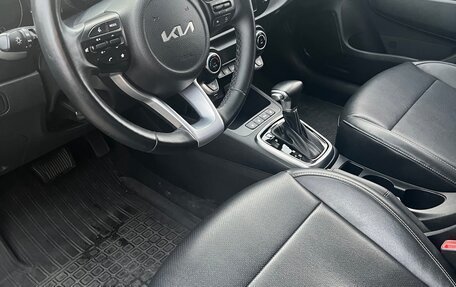 KIA Rio IV, 2022 год, 2 200 000 рублей, 8 фотография
