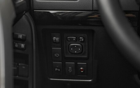 Toyota Land Cruiser Prado 150 рестайлинг 2, 2016 год, 3 499 000 рублей, 15 фотография