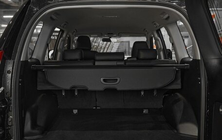 Toyota Land Cruiser Prado 150 рестайлинг 2, 2016 год, 3 499 000 рублей, 19 фотография