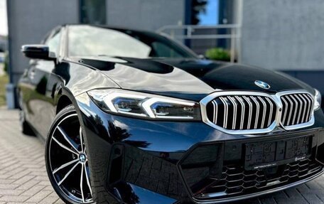 BMW 3 серия, 2024 год, 3 300 000 рублей, 1 фотография