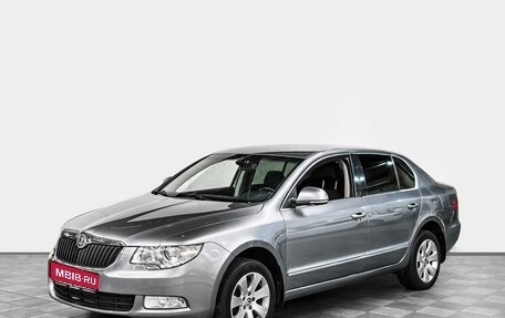 Skoda Superb III рестайлинг, 2012 год, 1 350 000 рублей, 1 фотография