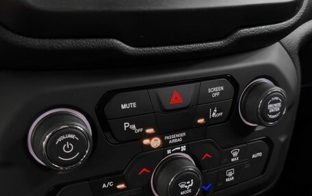 Jeep Renegade I рестайлинг, 2018 год, 2 199 900 рублей, 22 фотография