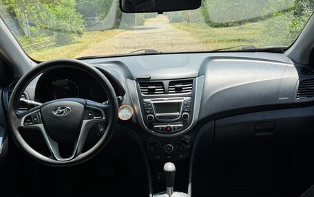 Hyundai Solaris II рестайлинг, 2012 год, 850 000 рублей, 6 фотография