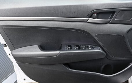 Hyundai Elantra VI рестайлинг, 2017 год, 1 599 000 рублей, 11 фотография