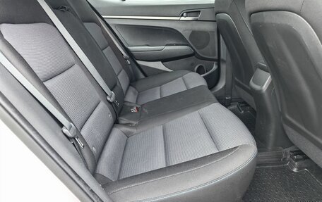 Hyundai Elantra VI рестайлинг, 2017 год, 1 599 000 рублей, 16 фотография