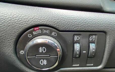 Opel Astra J, 2011 год, 599 000 рублей, 13 фотография