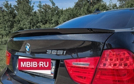BMW 3 серия, 2010 год, 1 990 000 рублей, 6 фотография