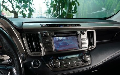 Toyota RAV4, 2013 год, 1 998 000 рублей, 27 фотография