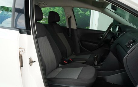 Volkswagen Polo VI (EU Market), 2013 год, 909 000 рублей, 12 фотография