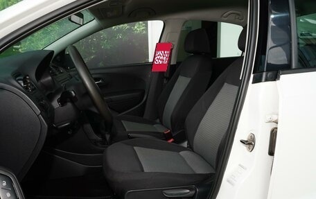 Volkswagen Polo VI (EU Market), 2013 год, 909 000 рублей, 14 фотография