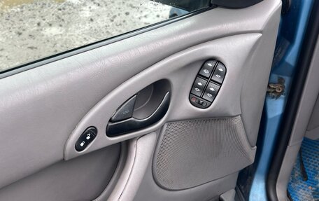 Ford Focus IV, 2000 год, 180 000 рублей, 8 фотография