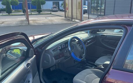 Dodge Stratus II, 2002 год, 289 000 рублей, 13 фотография